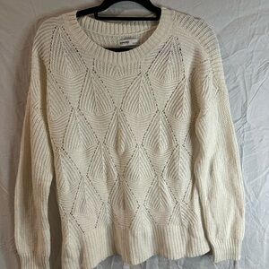 Sonoma Cream Crew Neck Sweater with Classic Knit Pattern